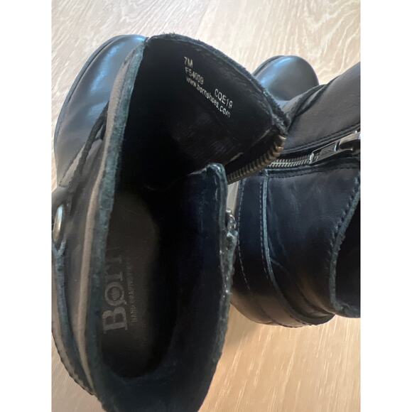 BORN Carmel Harness Booties US 7 M Black Leather Heels Chelsea Ankle Boots - Picture 5 of 7